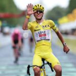 pogacar viert vijfde tour overwinning